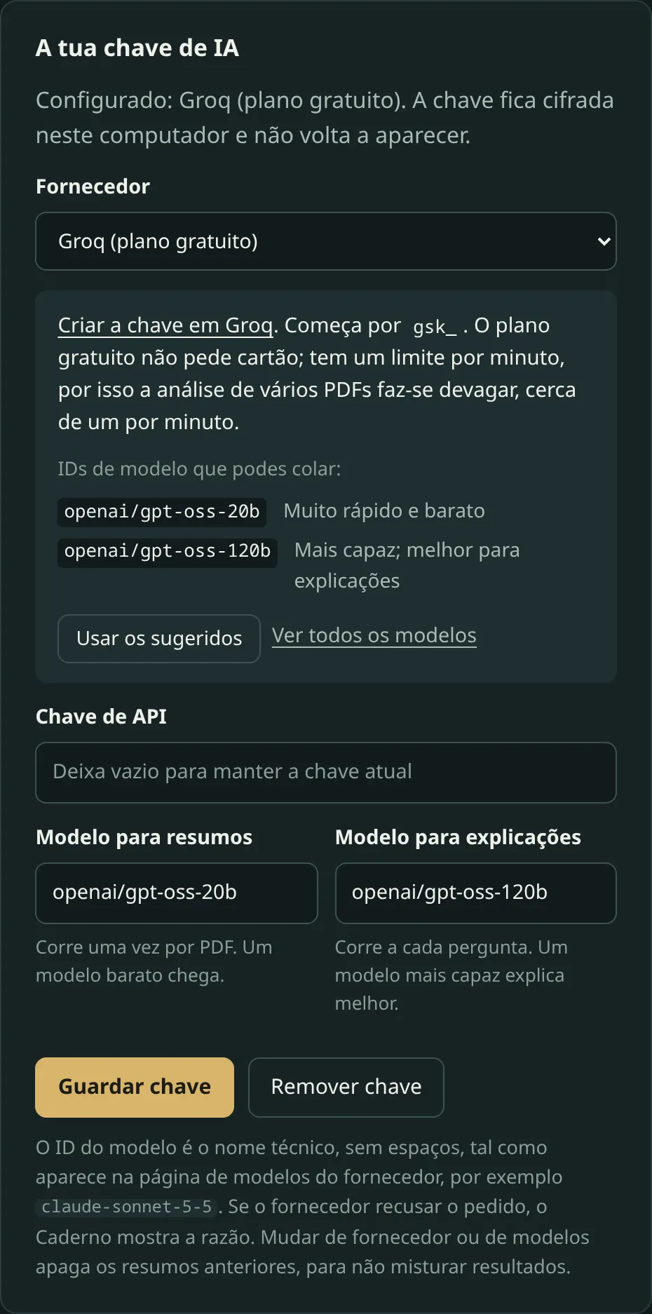 Secção A tua chave de IA nas Definições, com o fornecedor Groq e modelos sugeridos